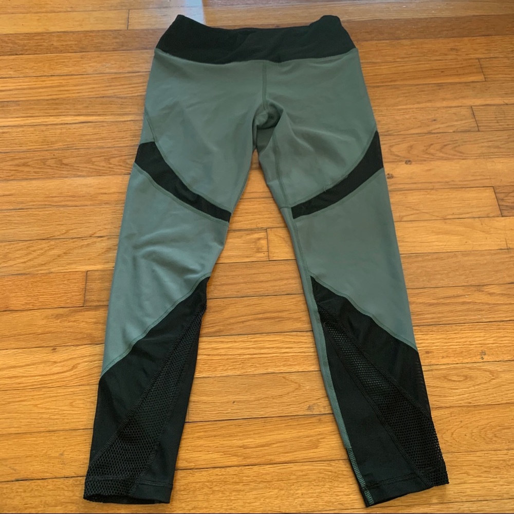 90 degree leggings